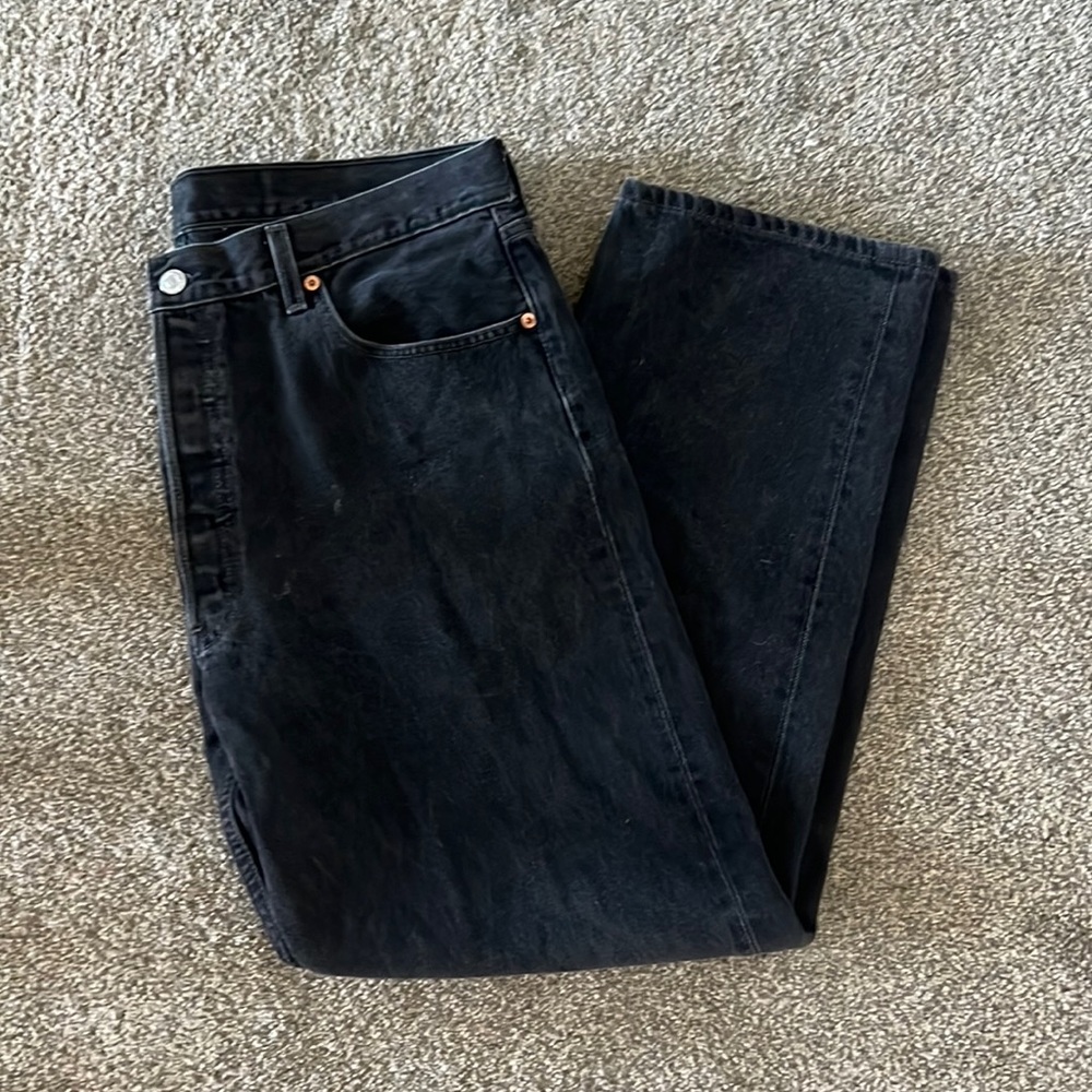 Levi’s black denim jeans